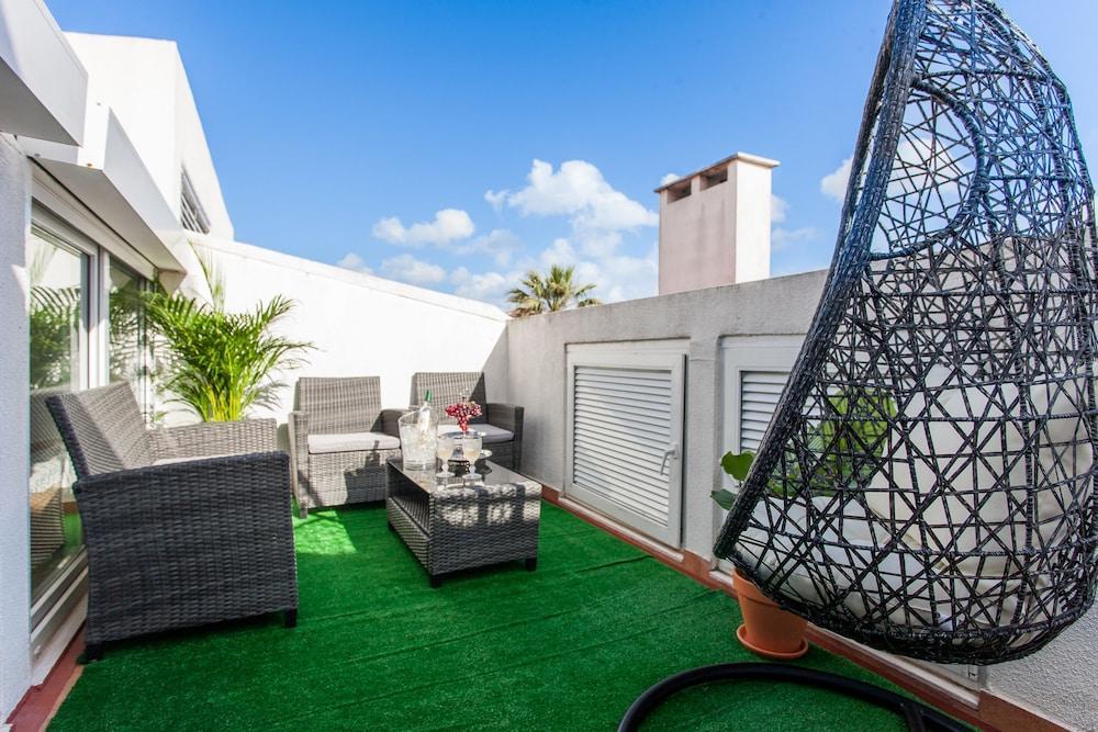 Liberty Penthouse Three-bedroom - By Lu Holidays